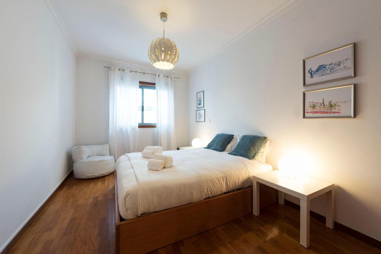 Lovelystay - Charm Beach Apartment By Metro Station Matosinhos  Exterior photo