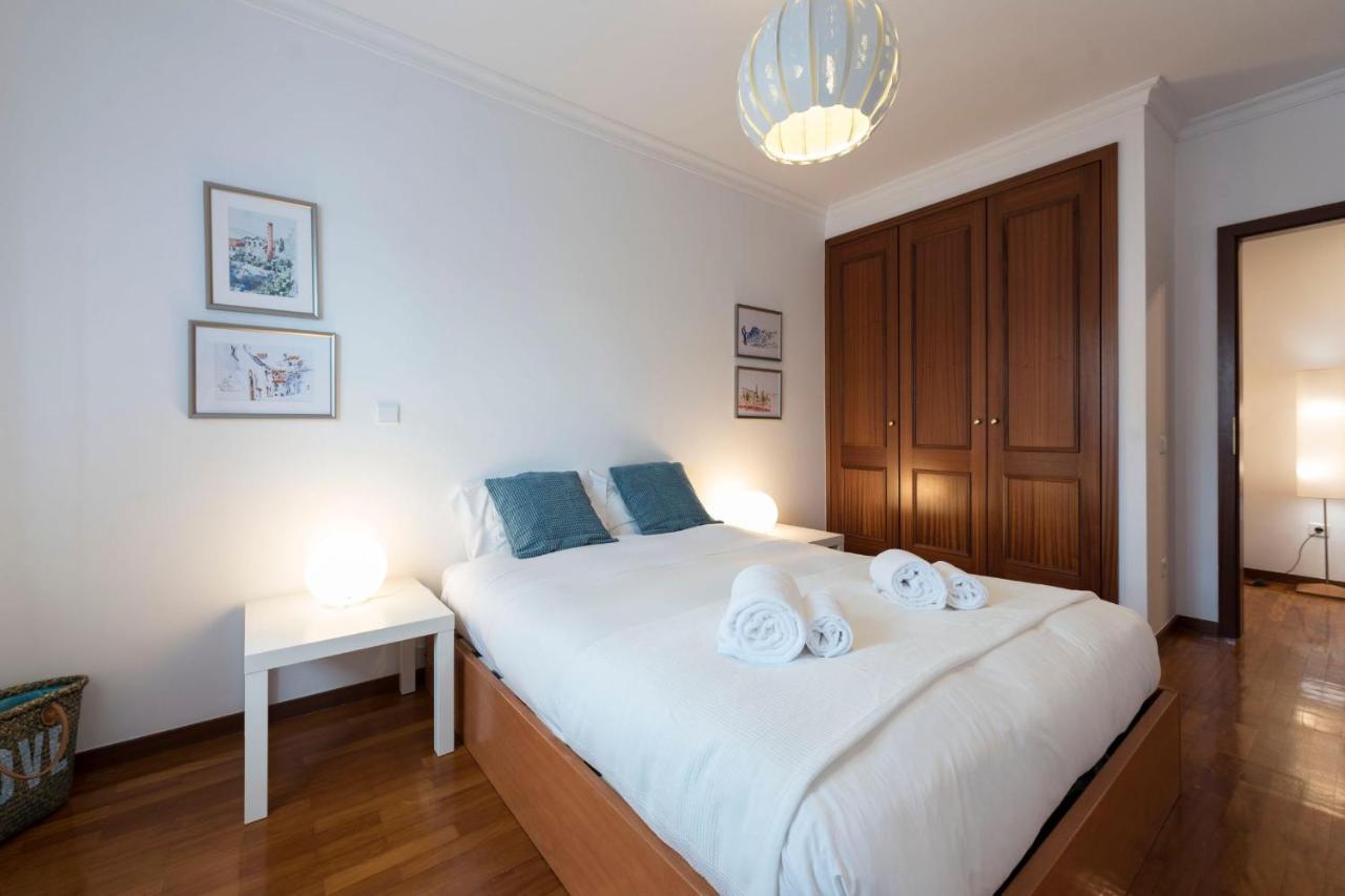 Lovelystay - Charm Beach Apartment By Metro Station Matosinhos  Exterior photo