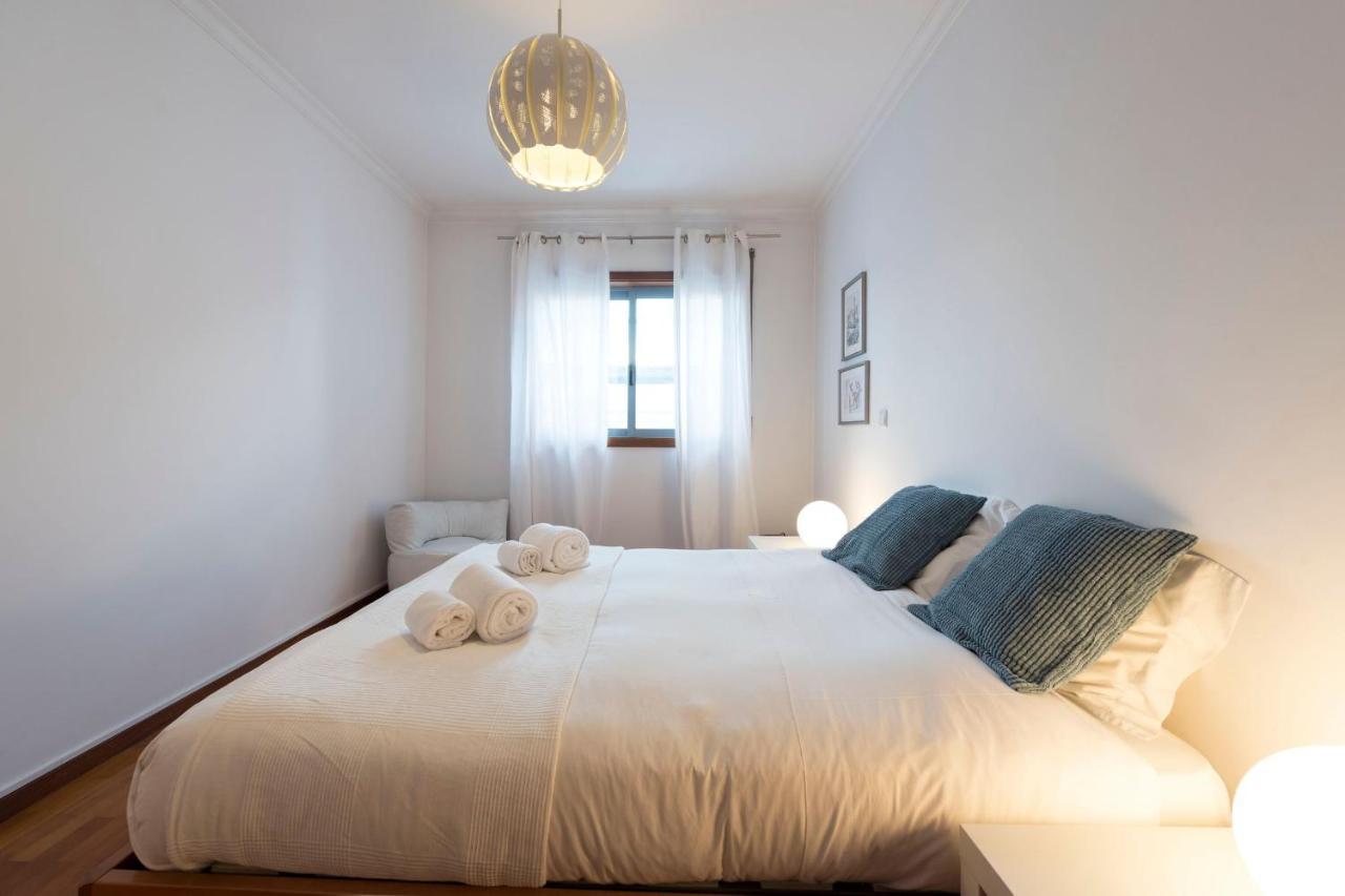 Lovelystay - Charm Beach Apartment By Metro Station Matosinhos  Exterior photo